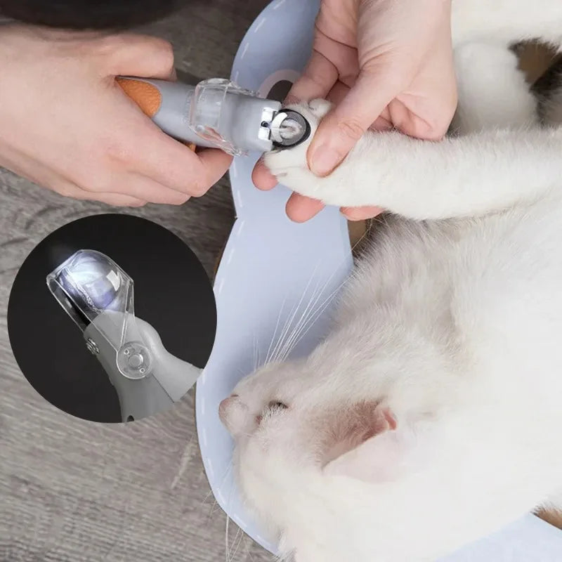1pc LED Pet Nail Clipper For Easy And Safe Dog And Cat Paw Grooming,Nail clippers with lights, cats, dogs, paws, nail clippers