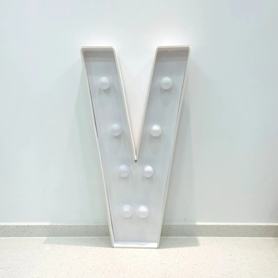 1Pc 3Ft/91.5Cm Marquee Warm Light Letters Frame Kt Board Letters A-Z Plug-In Kt Board with Bracket Freestanding Party Decorative Lighting for Birthdays, Anniversaries, Graduation-8/10Pcs Light