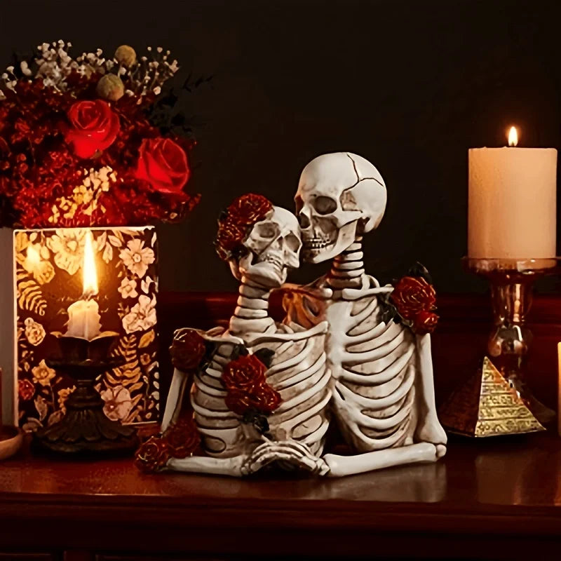Gothic Couple Resin Skull Model - Gothic Suitable for Halloween Decoration, Retro Gothic Figurine with Male & Female Skulls, Resin Sculpture for Shelf Display, Tabletop Ornament for,, or Themed Events